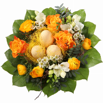 Blumenstrauß 3 orange Rosen, 3 weiße Freesien, 5 gelbe Ranunkeln, Waxflower, Moorbirke, 3 Deko-Ostereier, verschiedenes Beiwerk.