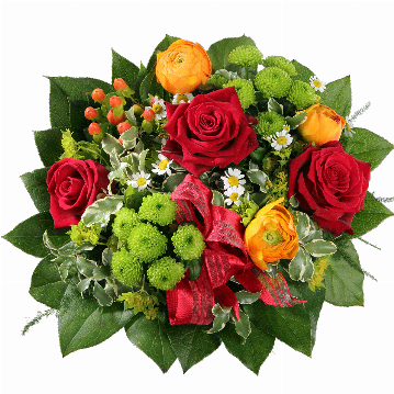Blumenstrauß ″Danke″ bestehend aus 3 rote Rosen, 3 orange Ranunkeln, 2 grüne Chrysathemen, Hyperikum, Kamillenblüten, rote Scheife, verschiedenes Beiwerk.